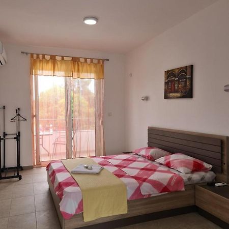 Lugano Lägenhet Ulcinj Exteriör bild