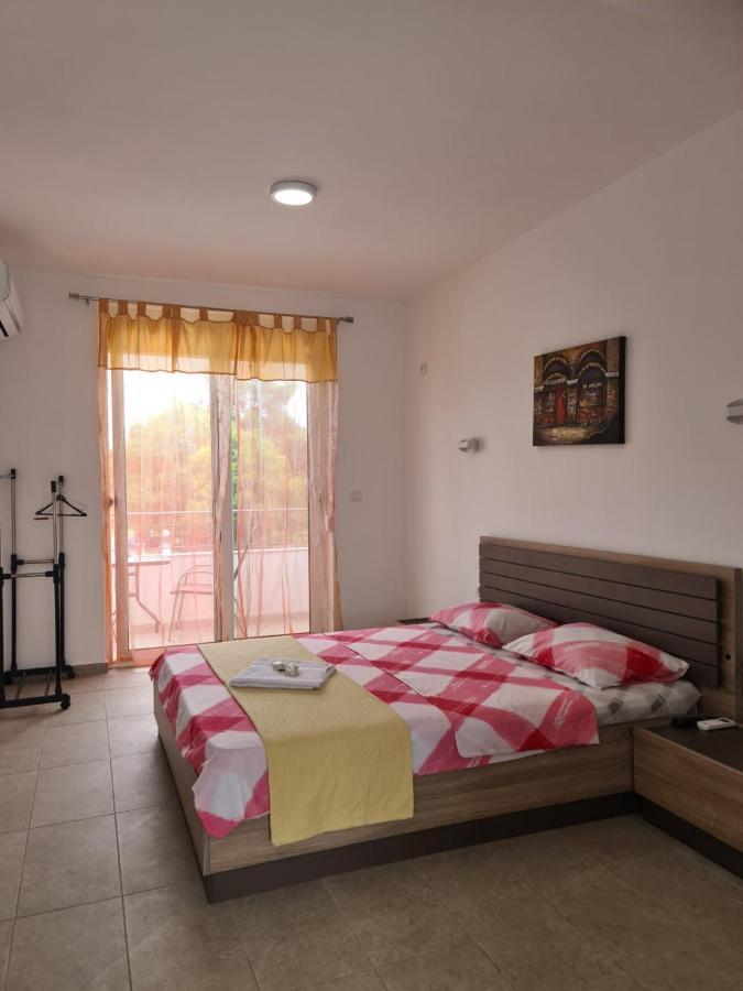 Lugano Lägenhet Ulcinj Exteriör bild