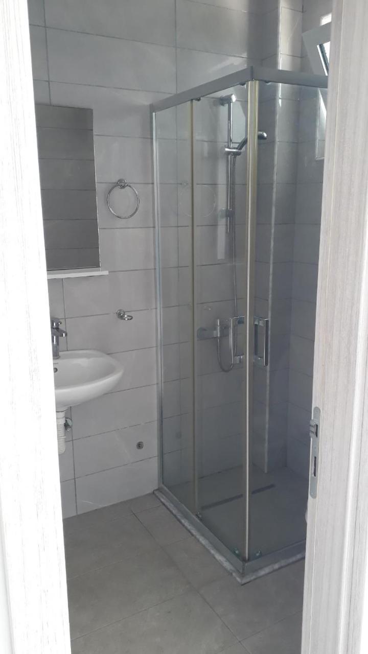 Lugano Lägenhet Ulcinj Exteriör bild